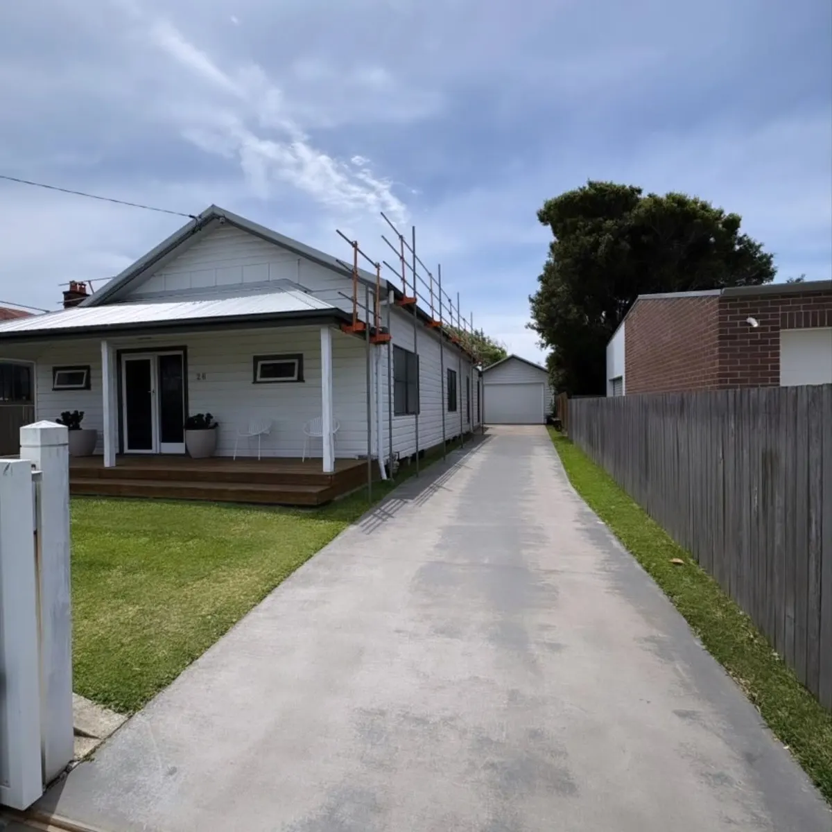 Scaffold up on a weatherboard home, ready for its re-roof
